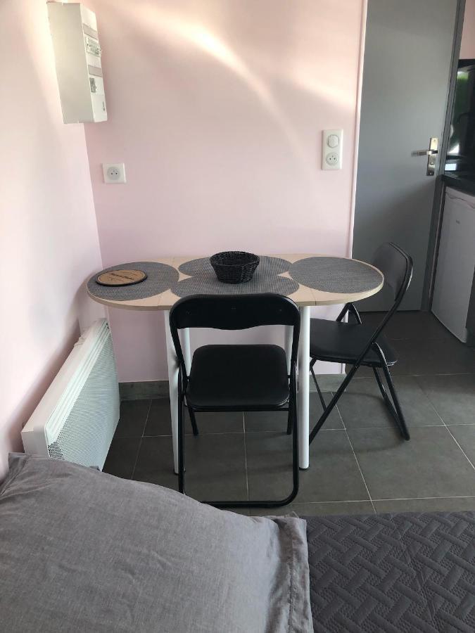 Chambres D'Hotes Chez Florence Montmerle-sur-Saone エクステリア 写真
