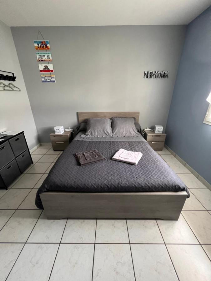 Chambres D'Hotes Chez Florence Montmerle-sur-Saone エクステリア 写真