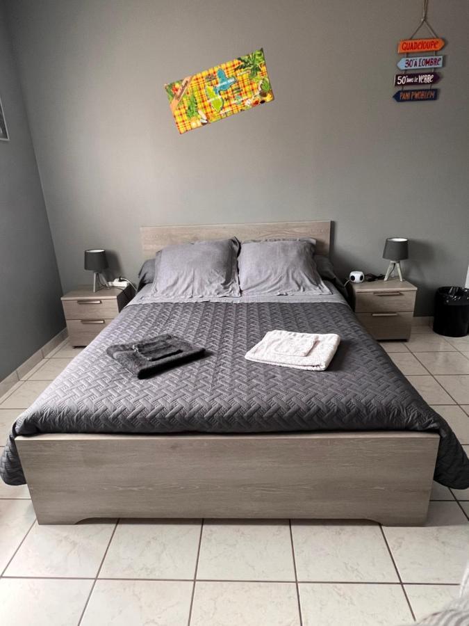 Chambres D'Hotes Chez Florence Montmerle-sur-Saone エクステリア 写真